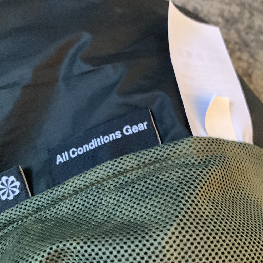 Nike jacket - Picture 6 of 6